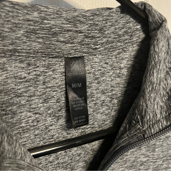 5/$100 Kyodan Grey yoga sweater - Picture 3 of 5